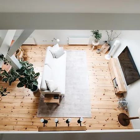Modern Sunlit Loft With A/c In Prime Location * Praga