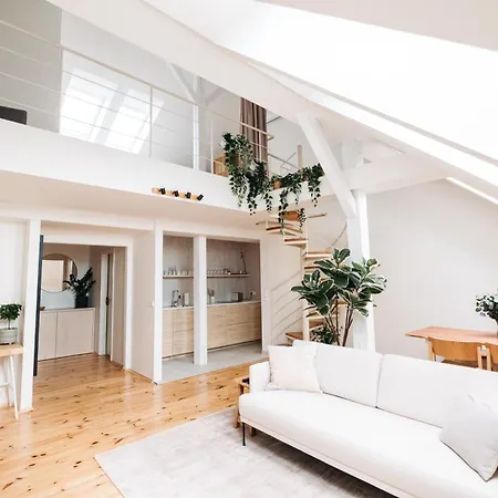 Apartament Modern Sunlit Loft With A/c In Prime Location *
